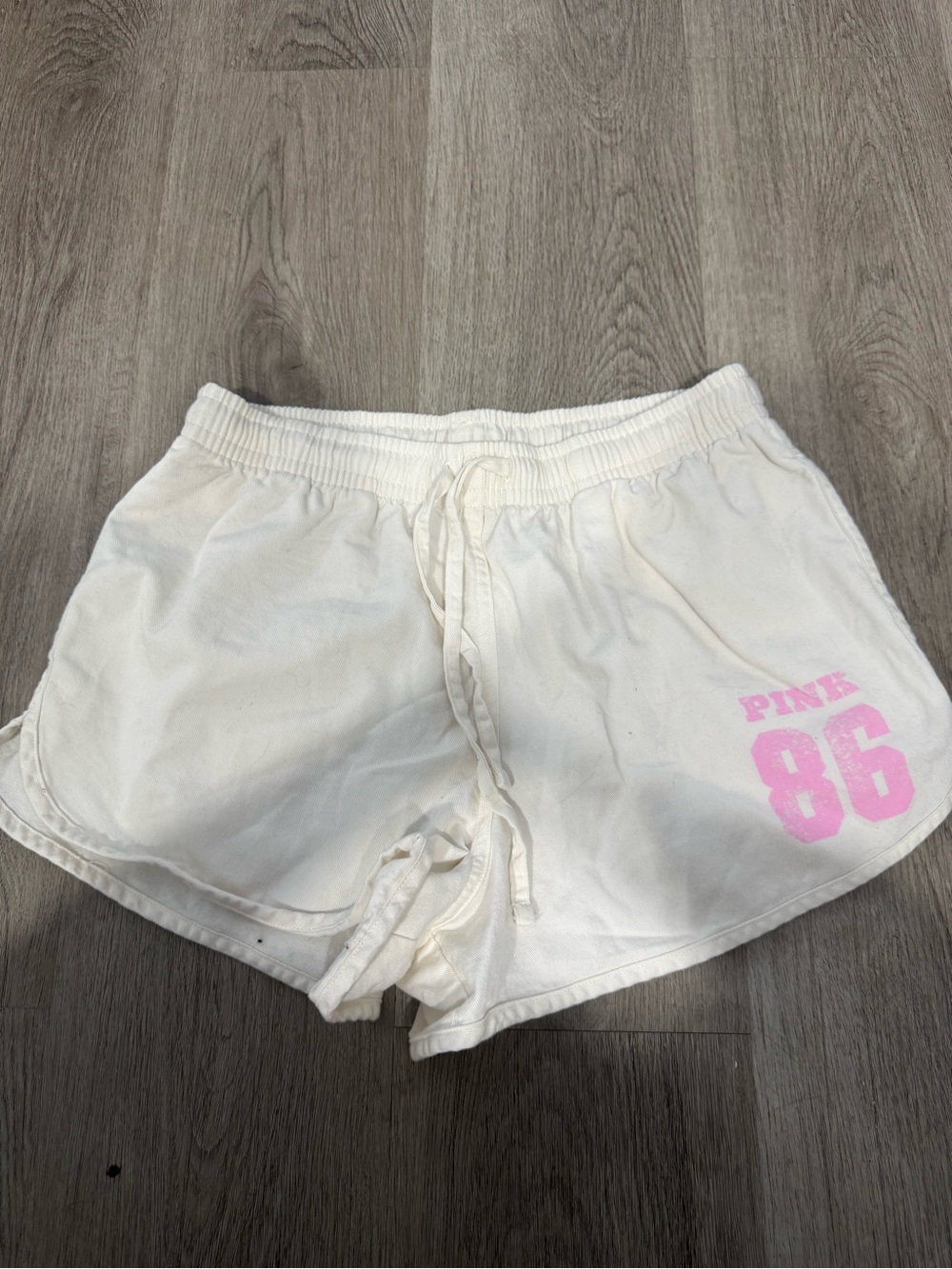 Victoria's Secret PINK White Lounge Shorts with Pink '86' Graphic